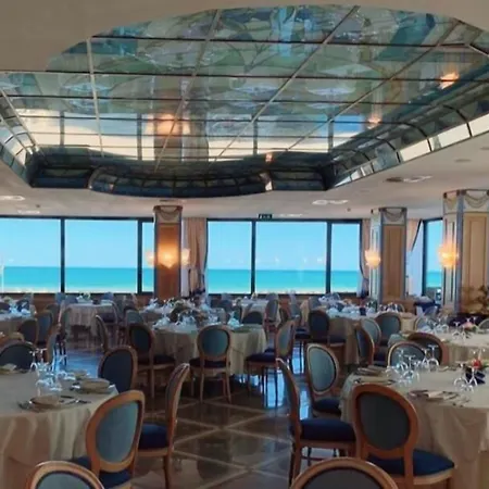 Promenade 4*