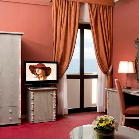 Promenade 4*