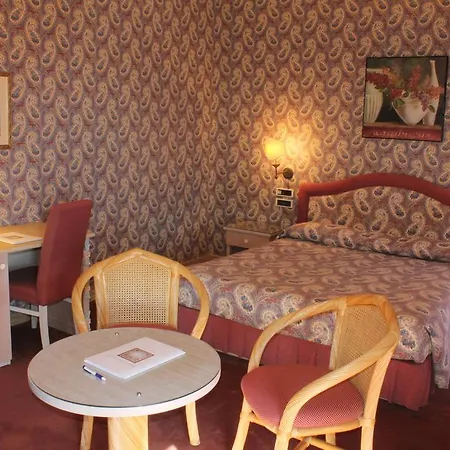 Promenade 4*